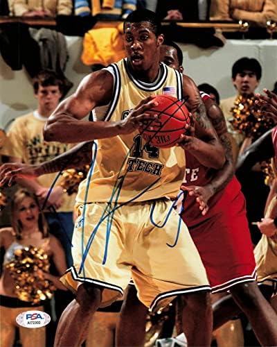 Derrick Favors חתום 8x10 Photo PSA/DNA Georgia Tech Outloggled - תמונות NBA עם חתימה